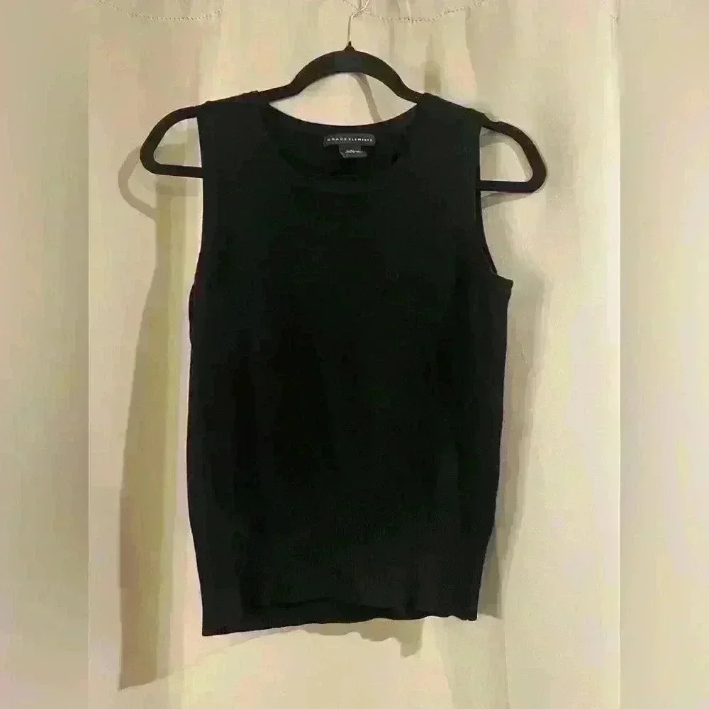 Women’s Black Grace Elements Top